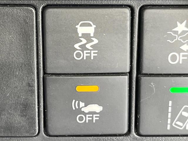 オデッセイハイブリッド ハイブリッドアブソルート・ホンダセンシンアドバンスP 両側電動ドア 全周囲カメラ 衝突被害軽減システム レーダークルーズ 禁煙車 ハーフレザーシート パワーシート スマートキー LEDヘッド ビルトインETC 車線逸脱警報 オートライト オートエアコン(41枚目)