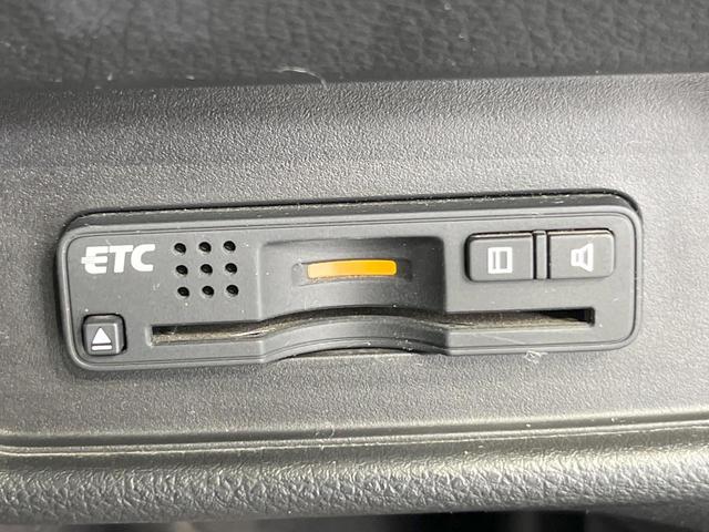 オデッセイハイブリッド ハイブリッドアブソルート・ホンダセンシンアドバンスP 両側電動ドア 全周囲カメラ 衝突被害軽減システム レーダークルーズ 禁煙車 ハーフレザーシート パワーシート スマートキー LEDヘッド ビルトインETC 車線逸脱警報 オートライト オートエアコン(42枚目)