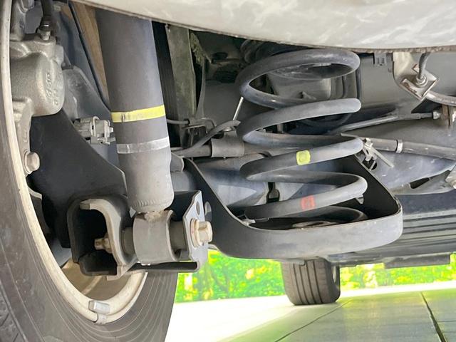 ヴォクシー ハイブリッドＶ　両側電動ドア　ＳＤナビ　バックカメラ　禁煙車　ドラレコ　コーナーセンサー　スマートキー　ＬＥＤヘッド　ビルトインＥＴＣ　クルコン　オートライト　デュアルエアコン　純正１５インチアルミ　リアエアコン（31枚目）