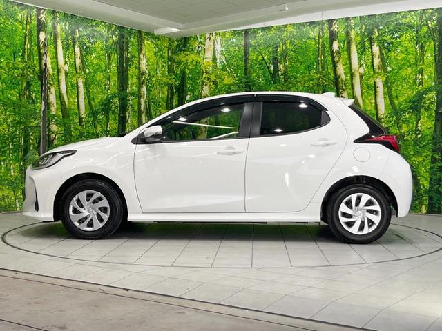 ヤリス ハイブリッドG バックカメラ 衝突被害軽減システム レーダークルーズ 禁煙車 ドラレコ コーナーセンサー スマートキー LEDヘッド ビルトインETC 車線逸脱警報 オートライト オートエアコン Bluetooth(22枚目)