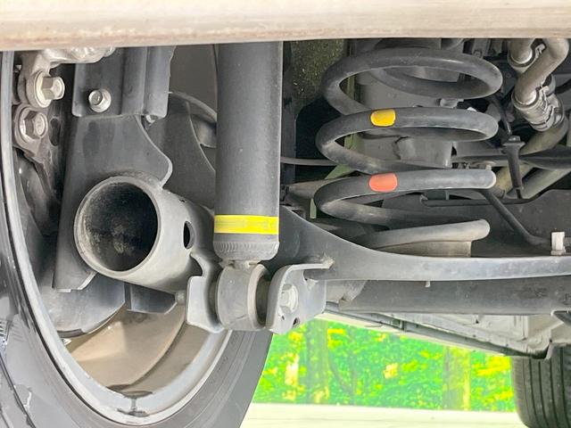 セレナ ハイウェイスターＶ　両側電動ドア　ＳＤナビ　後席モニター　全周囲カメラ　衝突被害軽減システム　レーダークルーズ　禁煙車　コーナーセンサー　スマートキー　ＬＥＤヘッド　ビルトインＥＴＣ　オートハイビーム　車線逸脱警報（21枚目）