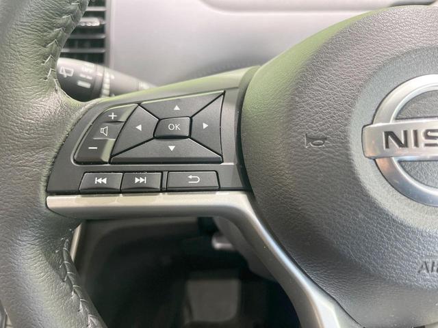 セレナ ハイウェイスターＶ　両側電動ドア　ＳＤナビ　後席モニター　全周囲カメラ　衝突被害軽減システム　レーダークルーズ　禁煙車　コーナーセンサー　スマートキー　ＬＥＤヘッド　ビルトインＥＴＣ　オートハイビーム　車線逸脱警報（46枚目）