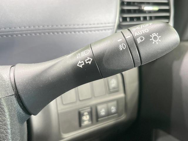 セレナ ハイウェイスターＶ　両側電動ドア　ＳＤナビ　後席モニター　全周囲カメラ　衝突被害軽減システム　レーダークルーズ　禁煙車　コーナーセンサー　スマートキー　ＬＥＤヘッド　ビルトインＥＴＣ　オートハイビーム　車線逸脱警報（48枚目）