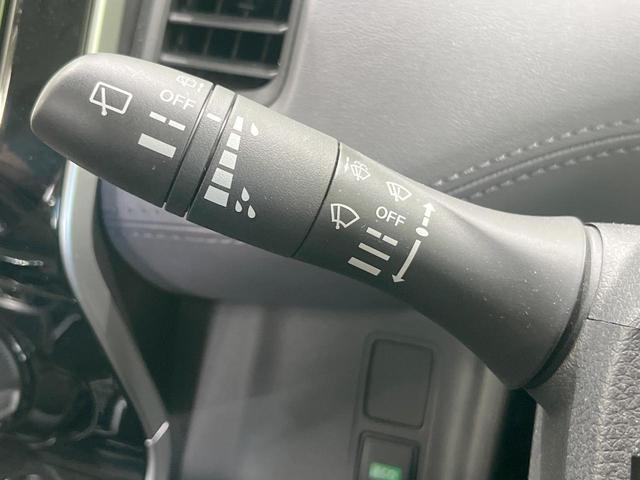 セレナ ハイウェイスターＶ　両側電動ドア　ＳＤナビ　後席モニター　全周囲カメラ　衝突被害軽減システム　レーダークルーズ　禁煙車　コーナーセンサー　スマートキー　ＬＥＤヘッド　ビルトインＥＴＣ　オートハイビーム　車線逸脱警報（49枚目）