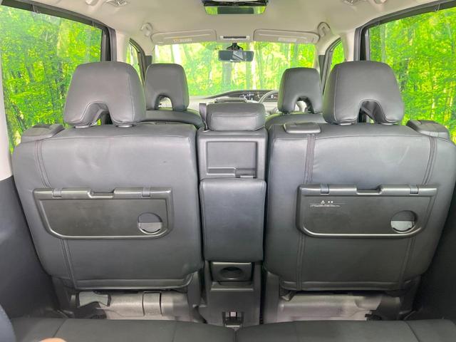 セレナ ハイウェイスターＶ　両側電動ドア　ＳＤナビ　後席モニター　全周囲カメラ　衝突被害軽減システム　レーダークルーズ　禁煙車　コーナーセンサー　スマートキー　ＬＥＤヘッド　ビルトインＥＴＣ　オートハイビーム　車線逸脱警報（59枚目）