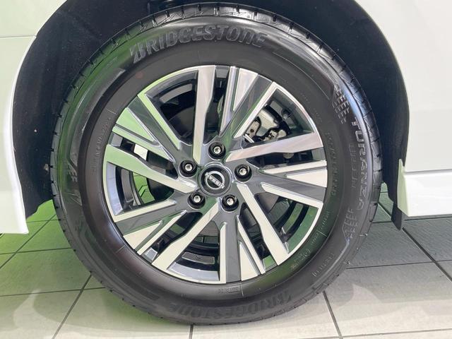 セレナ e-パワー ルキシオン 両側電動ドア 後席モニター 全周囲カメラ 衝突被害軽減システム レーダークルーズ 禁煙車 ハーフレザーシート ドラレコ コーナーセンサー スマートキー LEDヘッド ETC2.0 オートハイビーム(30枚目)