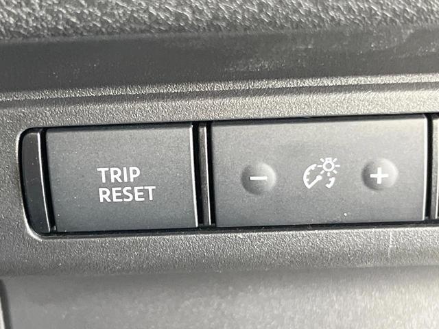 セレナ e-パワー ルキシオン 両側電動ドア 後席モニター 全周囲カメラ 衝突被害軽減システム レーダークルーズ 禁煙車 ハーフレザーシート ドラレコ コーナーセンサー スマートキー LEDヘッド ETC2.0 オートハイビーム(40枚目)