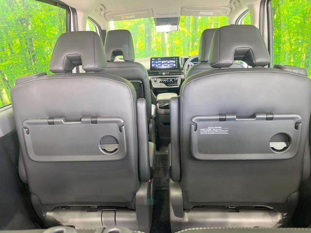 セレナ e-パワー ルキシオン 両側電動ドア 後席モニター 全周囲カメラ 衝突被害軽減システム レーダークルーズ 禁煙車 ハーフレザーシート ドラレコ コーナーセンサー スマートキー LEDヘッド ETC2.0 オートハイビーム(56枚目)