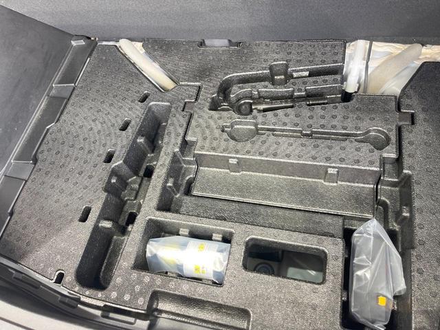 ノート オーテック 全周囲カメラ 衝突被害軽減システム 禁煙車 ハーフレザーシート ドラレコ コーナーセンサー スマートキー LEDヘッド ビルトインETC 車線逸脱警報 オートライト オートエアコン(56枚目)