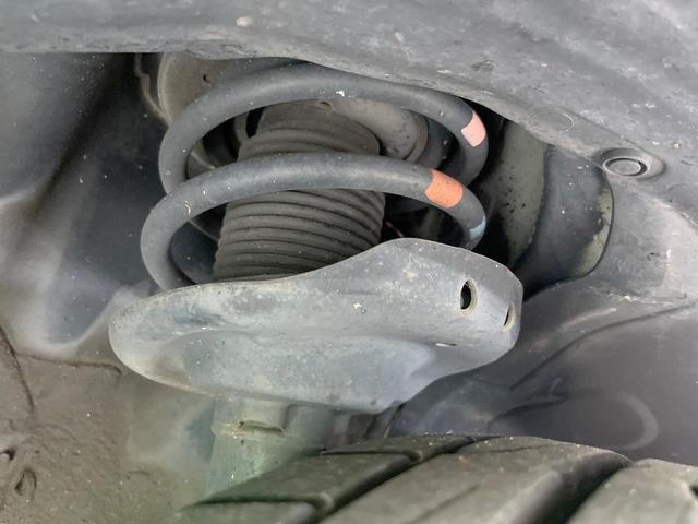 インプレッサスポーツ 2.0iアイサイト アイボリーセレクション 4WD ナビ バックカメラ 衝突被害軽減システム 禁煙車 HIDヘッドライト フロントフォグ スマートキー フルセグ Bluetooth ETC 誤発信抑制装置 車線逸脱警報 純正16インチアルミ(21枚目)