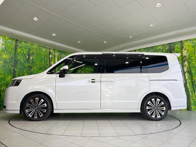 ステップワゴン e:HEVスパーダ プレミアムライン 両側電動ドア 純正SDナビ 全周囲カメラ 衝突被害軽減システム レーダークルーズ 禁煙車 ハーフレザーシート ドラレコ コーナーセンサー スマートキー LEDヘッド ビルトインETC 車線逸脱警報(22枚目)