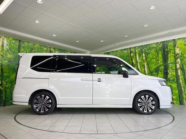 ステップワゴン e:HEVスパーダ プレミアムライン 両側電動ドア 純正SDナビ 全周囲カメラ 衝突被害軽減システム レーダークルーズ 禁煙車 ハーフレザーシート ドラレコ コーナーセンサー スマートキー LEDヘッド ビルトインETC 車線逸脱警報(24枚目)