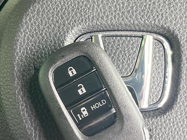 N-BOX ベースグレード 届出済未使用車 電動スライドドア 衝突被害軽減システム レーダークルーズ 禁煙車 コーナーセンサー スマートキー LEDヘッド 車線逸脱警報 オートライト オートエアコン(6枚目)