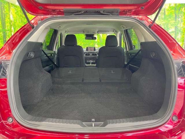 ＣＸ－５ ２０Ｓ　プロアクティブ　純正ＤＶＤナビ　衝突被害軽減システム　レーダークルーズ　バックカメラ　コーナーセンサー　スマートキー　ＬＥＤヘッド　オートライト　デュアルエアコン　純正１７インチアルミ　Ｂｌｕｅｔｏｏｔｈ（10枚目）