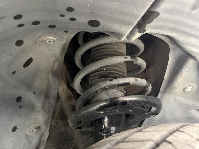 ＣＸ－５ ２０Ｓ　プロアクティブ　純正ＤＶＤナビ　衝突被害軽減システム　レーダークルーズ　バックカメラ　コーナーセンサー　スマートキー　ＬＥＤヘッド　オートライト　デュアルエアコン　純正１７インチアルミ　Ｂｌｕｅｔｏｏｔｈ（23枚目）