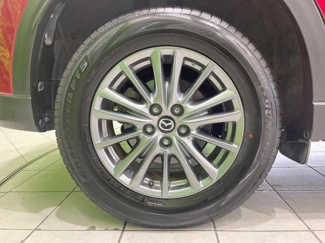 ＣＸ－５ ２０Ｓ　プロアクティブ　純正ＤＶＤナビ　衝突被害軽減システム　レーダークルーズ　バックカメラ　コーナーセンサー　スマートキー　ＬＥＤヘッド　オートライト　デュアルエアコン　純正１７インチアルミ　Ｂｌｕｅｔｏｏｔｈ（26枚目）