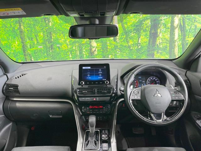 エクリプスクロス ブラックエディション 4WD サンルーフ 純正ナビ 衝突被害軽減システム レーダークルーズ 全周囲カメラ 電動リアゲート スマートキー LEDヘッド ハーフレザーシート 全席シートヒーター パワーシート コーナーセンサー(2枚目)