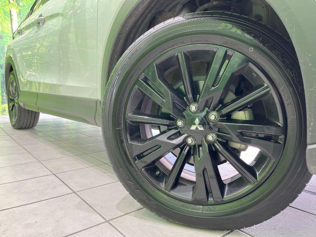 エクリプスクロス ブラックエディション 4WD サンルーフ 純正ナビ 衝突被害軽減システム レーダークルーズ 全周囲カメラ 電動リアゲート スマートキー LEDヘッド ハーフレザーシート 全席シートヒーター パワーシート コーナーセンサー(14枚目)