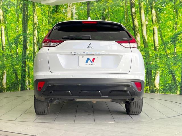 エクリプスクロス ブラックエディション 4WD サンルーフ 純正ナビ 衝突被害軽減システム レーダークルーズ 全周囲カメラ 電動リアゲート スマートキー LEDヘッド ハーフレザーシート 全席シートヒーター パワーシート コーナーセンサー(16枚目)