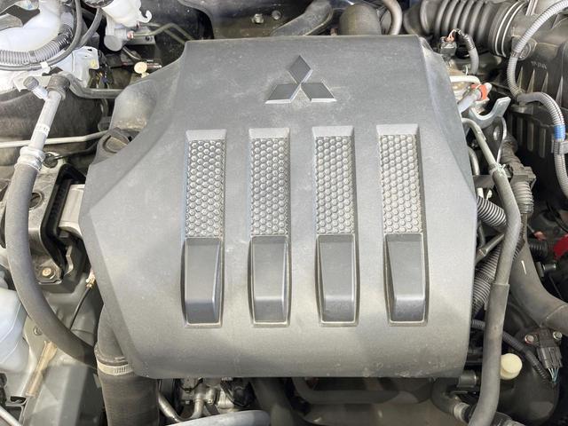 エクリプスクロス ブラックエディション 4WD サンルーフ 純正ナビ 衝突被害軽減システム レーダークルーズ 全周囲カメラ 電動リアゲート スマートキー LEDヘッド ハーフレザーシート 全席シートヒーター パワーシート コーナーセンサー(19枚目)