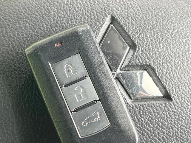 エクリプスクロス ブラックエディション 4WD サンルーフ 純正ナビ 衝突被害軽減システム レーダークルーズ 全周囲カメラ 電動リアゲート スマートキー LEDヘッド ハーフレザーシート 全席シートヒーター パワーシート コーナーセンサー(42枚目)