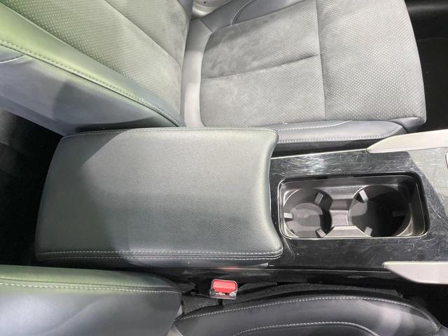 エクリプスクロス ブラックエディション 4WD サンルーフ 純正ナビ 衝突被害軽減システム レーダークルーズ 全周囲カメラ 電動リアゲート スマートキー LEDヘッド ハーフレザーシート 全席シートヒーター パワーシート コーナーセンサー(51枚目)