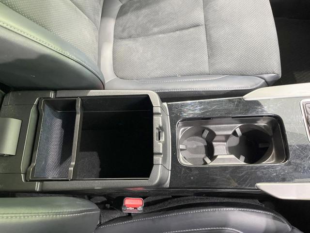 エクリプスクロス ブラックエディション 4WD サンルーフ 純正ナビ 衝突被害軽減システム レーダークルーズ 全周囲カメラ 電動リアゲート スマートキー LEDヘッド ハーフレザーシート 全席シートヒーター パワーシート コーナーセンサー(52枚目)