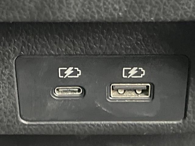 エクリプスクロス ブラックエディション 4WD サンルーフ 純正ナビ 衝突被害軽減システム レーダークルーズ 全周囲カメラ 電動リアゲート スマートキー LEDヘッド ハーフレザーシート 全席シートヒーター パワーシート コーナーセンサー(64枚目)