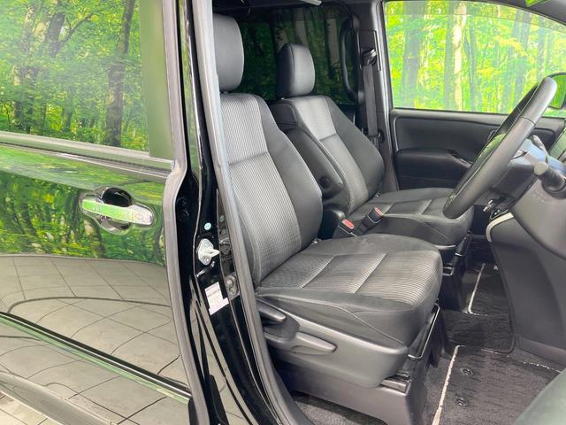 ヴォクシー ZS 煌 純正SDナビ 衝突被害軽減システム 両側電動ドア バックカメラ ドラレコ スマートキー LEDヘッド ビルトインETC クルコン オートハイビーム オートライト デュアルエアコン(8枚目)