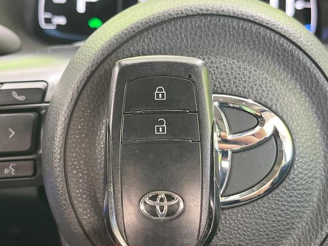 アクア Ｘ　ナビ機能付きＤＡ　衝突被害軽減システム　レーダークルーズ　スマートキー　ＬＥＤヘッド　ビルトインＥＴＣ　オートハイビーム　車線逸脱警報　オートライト　オートエアコン　Ｂｌｕｅｔｏｏｔｈ（6枚目）