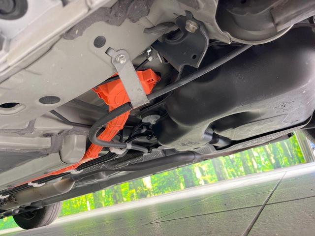 アクア Ｘ　ナビ機能付きＤＡ　衝突被害軽減システム　レーダークルーズ　スマートキー　ＬＥＤヘッド　ビルトインＥＴＣ　オートハイビーム　車線逸脱警報　オートライト　オートエアコン　Ｂｌｕｅｔｏｏｔｈ（22枚目）