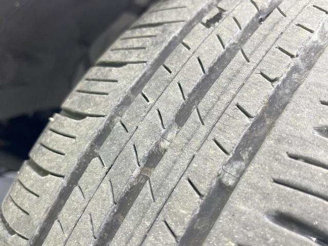 アクア Ｘ　ナビ機能付きＤＡ　衝突被害軽減システム　レーダークルーズ　スマートキー　ＬＥＤヘッド　ビルトインＥＴＣ　オートハイビーム　車線逸脱警報　オートライト　オートエアコン　Ｂｌｕｅｔｏｏｔｈ（24枚目）