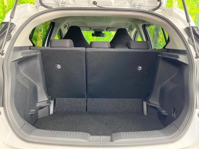 アクア Ｘ　ナビ機能付きＤＡ　衝突被害軽減システム　レーダークルーズ　スマートキー　ＬＥＤヘッド　ビルトインＥＴＣ　オートハイビーム　車線逸脱警報　オートライト　オートエアコン　Ｂｌｕｅｔｏｏｔｈ（47枚目）