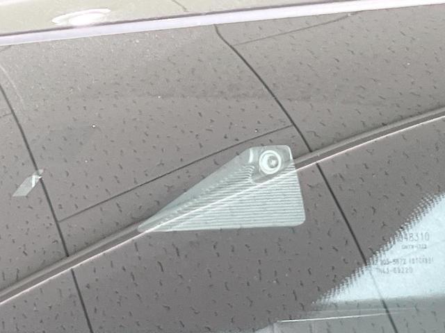 ＣＸ－５ ＸＤ　エクスクルーシブモード　全周囲カメラ　ＢＯＳＥサウンド　衝突被害軽減システム　レーダークルーズ　禁煙車　レザーシート　前席シートエアコン　コーナーセンサー　スマートキー　ＬＥＤヘッド　ＥＴＣ　オートハイビーム　車線逸脱警報（5枚目）