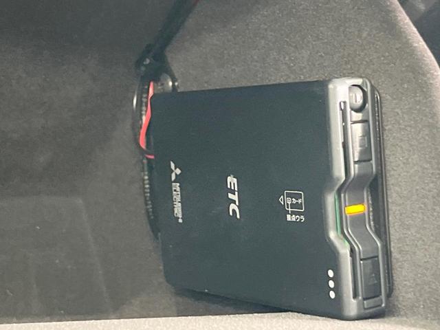 ＣＸ－５ ＸＤ　エクスクルーシブモード　全周囲カメラ　ＢＯＳＥサウンド　衝突被害軽減システム　レーダークルーズ　禁煙車　レザーシート　前席シートエアコン　コーナーセンサー　スマートキー　ＬＥＤヘッド　ＥＴＣ　オートハイビーム　車線逸脱警報（7枚目）