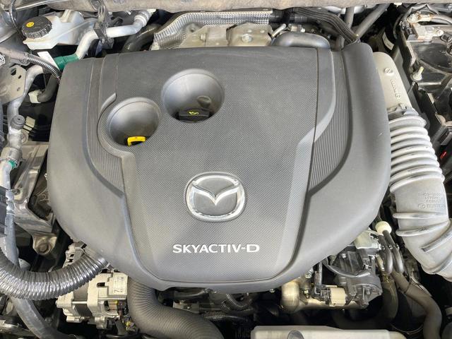 ＣＸ－５ ＸＤ　エクスクルーシブモード　全周囲カメラ　ＢＯＳＥサウンド　衝突被害軽減システム　レーダークルーズ　禁煙車　レザーシート　前席シートエアコン　コーナーセンサー　スマートキー　ＬＥＤヘッド　ＥＴＣ　オートハイビーム　車線逸脱警報（18枚目）