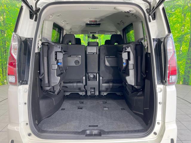 セレナ ハイウェイスター VセレクションII 純正SDナビ 衝突被害軽減システム 両側電動ドア 後席モニター 全周囲カメラ ドラレコ スマートキー LEDヘッド コーナーセンサー ビルトインETC クルコン オートライト オートエアコン(11枚目)