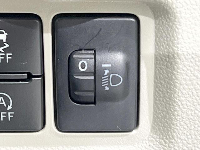 パッソ X S 衝突被害軽減システム クリアランスソナー スマートキー オートハイビーム CD アイドリングストップ エアコン 電動格納ミラー(35枚目)