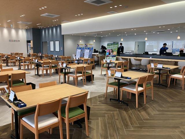 開放感のあるショールームでゆっくりとお過ごしいただけます。