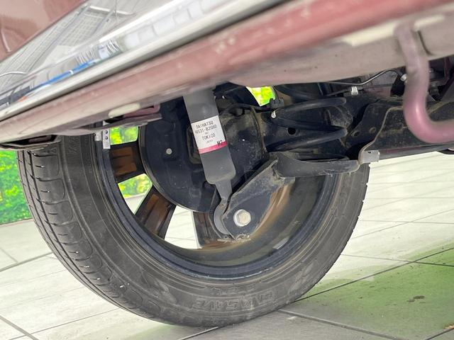 お車を安心してお乗りいただく為には、足回りの定期点検が欠かせません。サービスサポート（有償保証）では無料点検もご提供しており、安心のカーライフをお過ごしいただけるサポート体制が整っています。