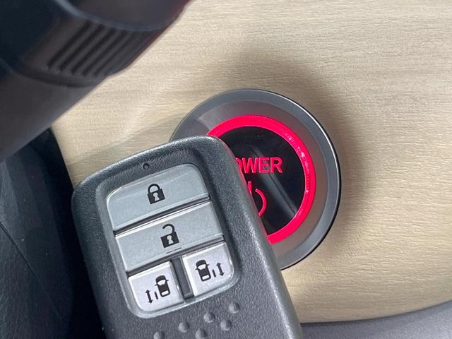 フリードハイブリッド ハイブリッド・Gホンダセンシング 両側電動ドア 純正SDナビ バックカメラ 衝突被害軽減システム レーダークルーズ 禁煙車 ドラレコ コーナーセンサー スマートキー LEDヘッド ビルトインETC 車線逸脱警報 オートライト(42枚目)