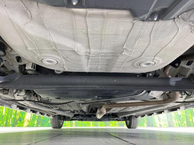 ソリオ ハイブリッドＭＺ　純正ナビ　衝突被害軽減システム　レーダークルーズ　両側電動ドア　全周囲カメラ　スマートキー　ＬＥＤヘッド　ビルトインＥＴＣ　コーナーセンサー　純正１５インチアルミ　車線逸脱警報　オートライト（19枚目）