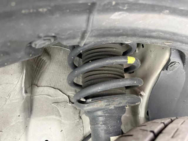 ソリオ ハイブリッドＭＺ　純正ナビ　衝突被害軽減システム　レーダークルーズ　両側電動ドア　全周囲カメラ　スマートキー　ＬＥＤヘッド　ビルトインＥＴＣ　コーナーセンサー　純正１５インチアルミ　車線逸脱警報　オートライト（23枚目）