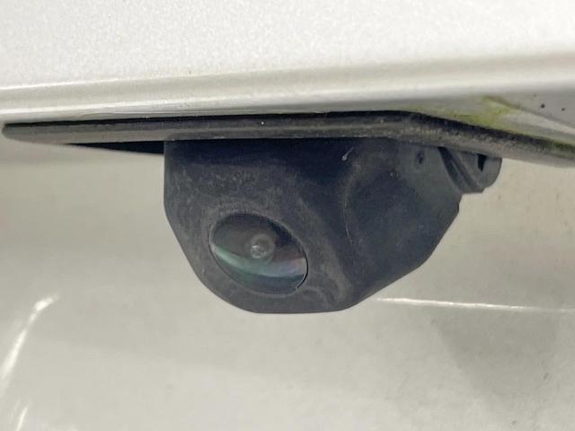 アクア Ｇ　純正ナビ　バックカメラ　スマートキー　ビルトインＥＴＣ　オートライト　オートエアコン　Ｂｌｕｅｔｏｏｔｈ　ＣＤ　ＤＶＤ再生　フルセグ　純正革巻きステアリング　トラクションコントロール（33枚目）