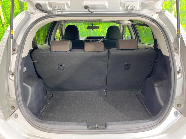 アクア Ｇ　純正ナビ　バックカメラ　スマートキー　ビルトインＥＴＣ　オートライト　オートエアコン　Ｂｌｕｅｔｏｏｔｈ　ＣＤ　ＤＶＤ再生　フルセグ　純正革巻きステアリング　トラクションコントロール（51枚目）