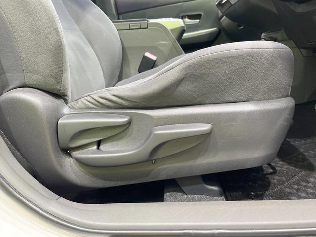 プリウスアルファ Ｓツーリングセレクション　バックカメラ　禁煙車　ドラレコ　スマートキー　ＬＥＤヘッド　ビルトインＥＴＣ　純正１７インチアルミ　オートライト　オートエアコン　Ｂｌｕｅｔｏｏｔｈ　ＣＤ　ＤＶＤ再生　地デジ（35枚目）