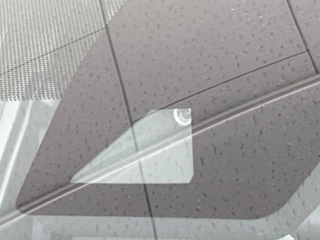 C-HR S LEDパッケージ バックカメラ 衝突被害軽減システム レーダークルーズ 禁煙車 ドラレコ コーナーセンサー スマートキー LEDヘッド ビルトインETC オートハイビーム オートライト デュアルエアコン(5枚目)