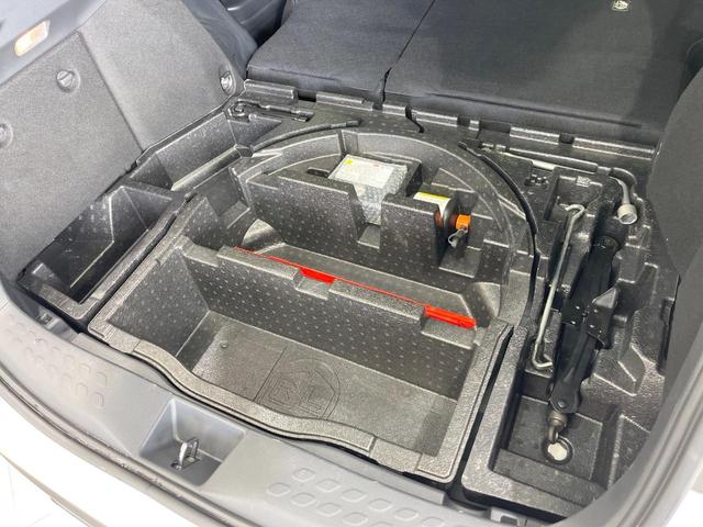 C-HR S LEDパッケージ バックカメラ 衝突被害軽減システム レーダークルーズ 禁煙車 ドラレコ コーナーセンサー スマートキー LEDヘッド ビルトインETC オートハイビーム オートライト デュアルエアコン(56枚目)