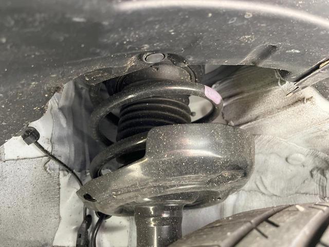 プリウス X バックカメラ 衝突被害軽減システム レーダークルーズ 禁煙車 コーナーセンサー スマートキー LEDヘッド ETC2.0 オートハイビーム 車線逸脱警報 オートライト オートエアコン(20枚目)