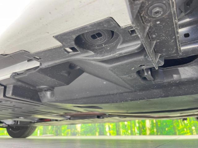 プリウス X バックカメラ 衝突被害軽減システム レーダークルーズ 禁煙車 コーナーセンサー スマートキー LEDヘッド ETC2.0 オートハイビーム 車線逸脱警報 オートライト オートエアコン(30枚目)